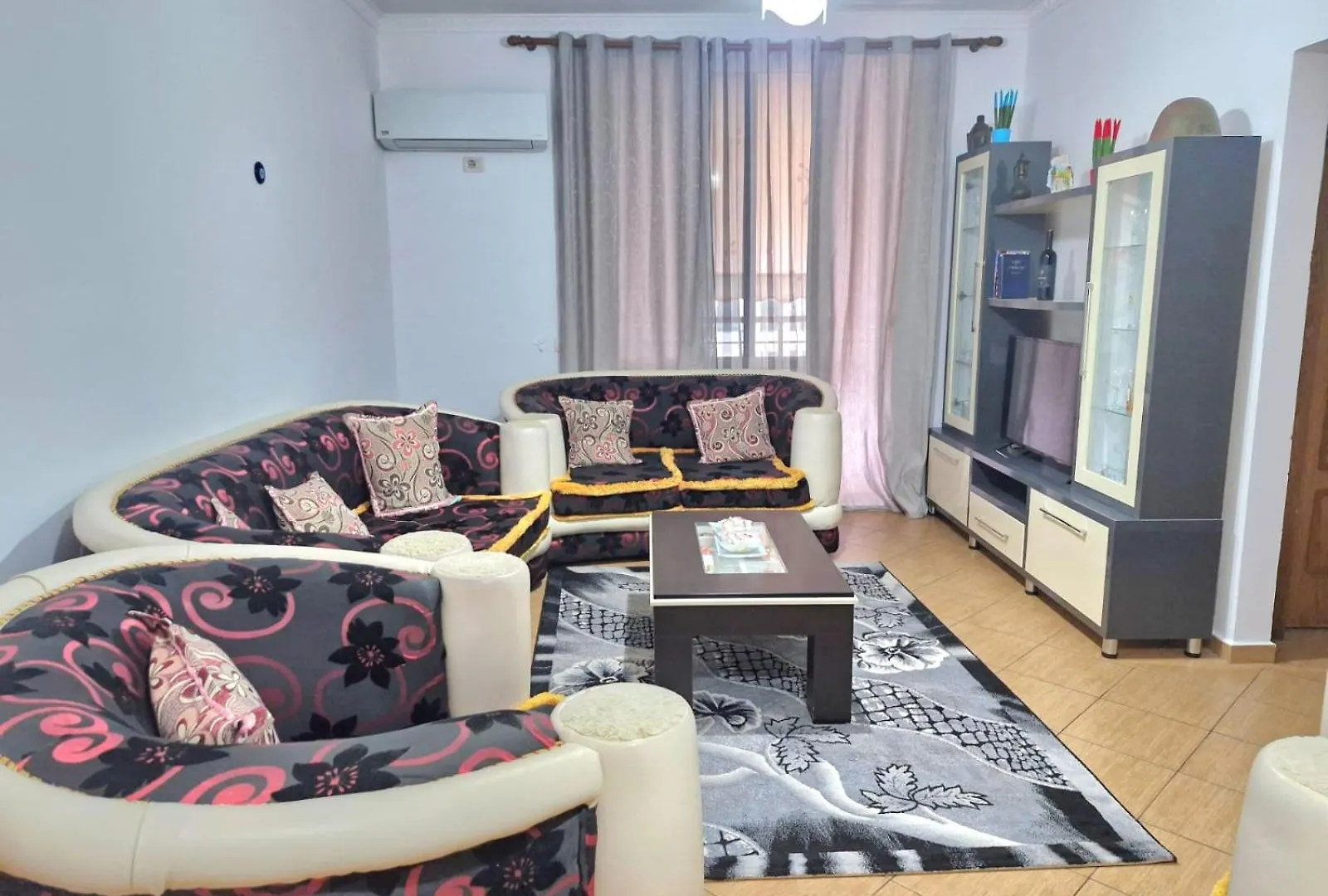 Anna-Perla Apartment Berat